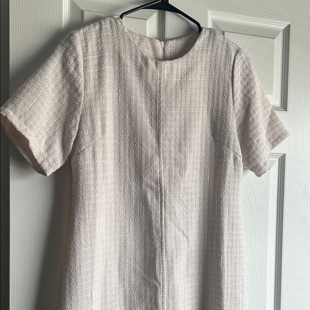 Elegant Cream Short Sleeve Dress with Fringe Hem - Picture 11 of 16
